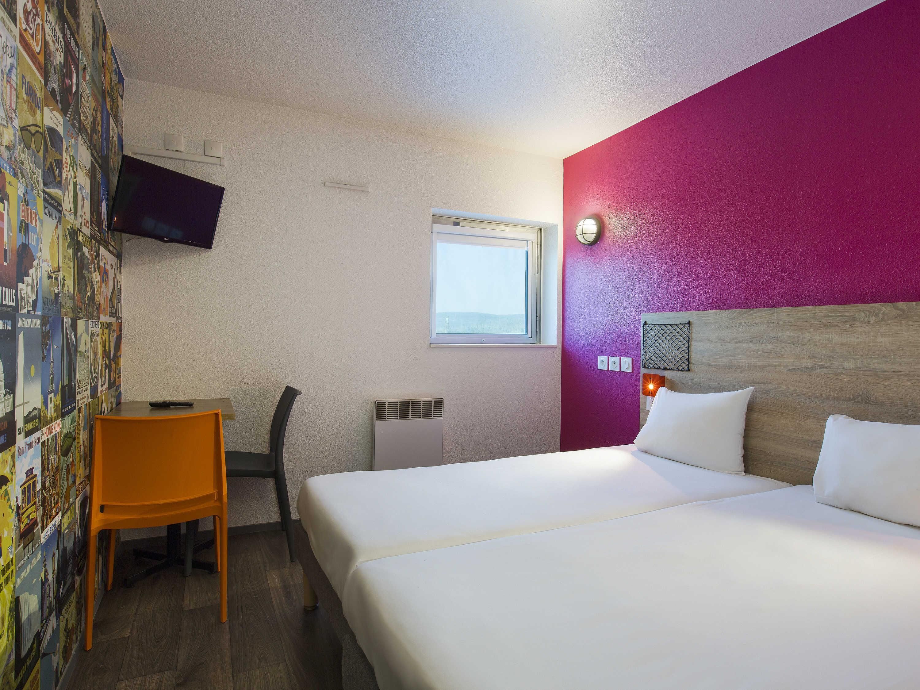 Room, 1 Double Bed, Private Bathroom (Cabrio/Side Car) | Desk, blackout drapes, soundproofing, free cribs/infant beds