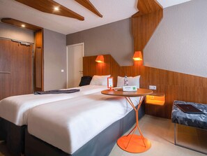 Standard Room, 2 Twin Beds | In-room safe, desk, soundproofing, free WiFi - Ibis Styles Gien (Gien)
