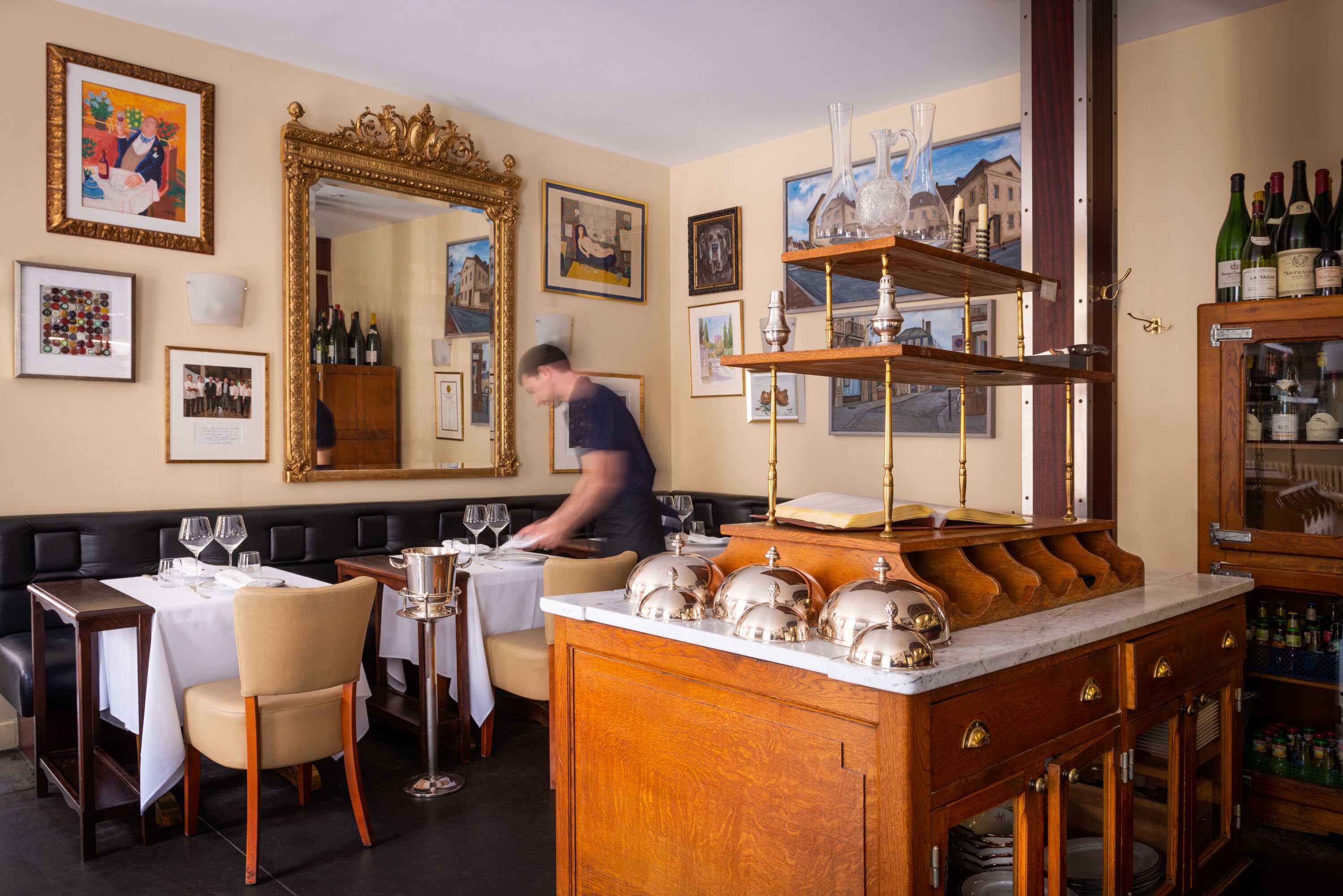 Der serveres aftensmad