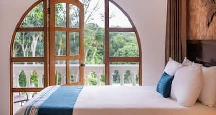 Buena Vista Chic Hotel