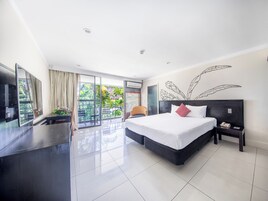 Quarto luxo, 1 cama King | Cofres nos quartos, individualmente decorados