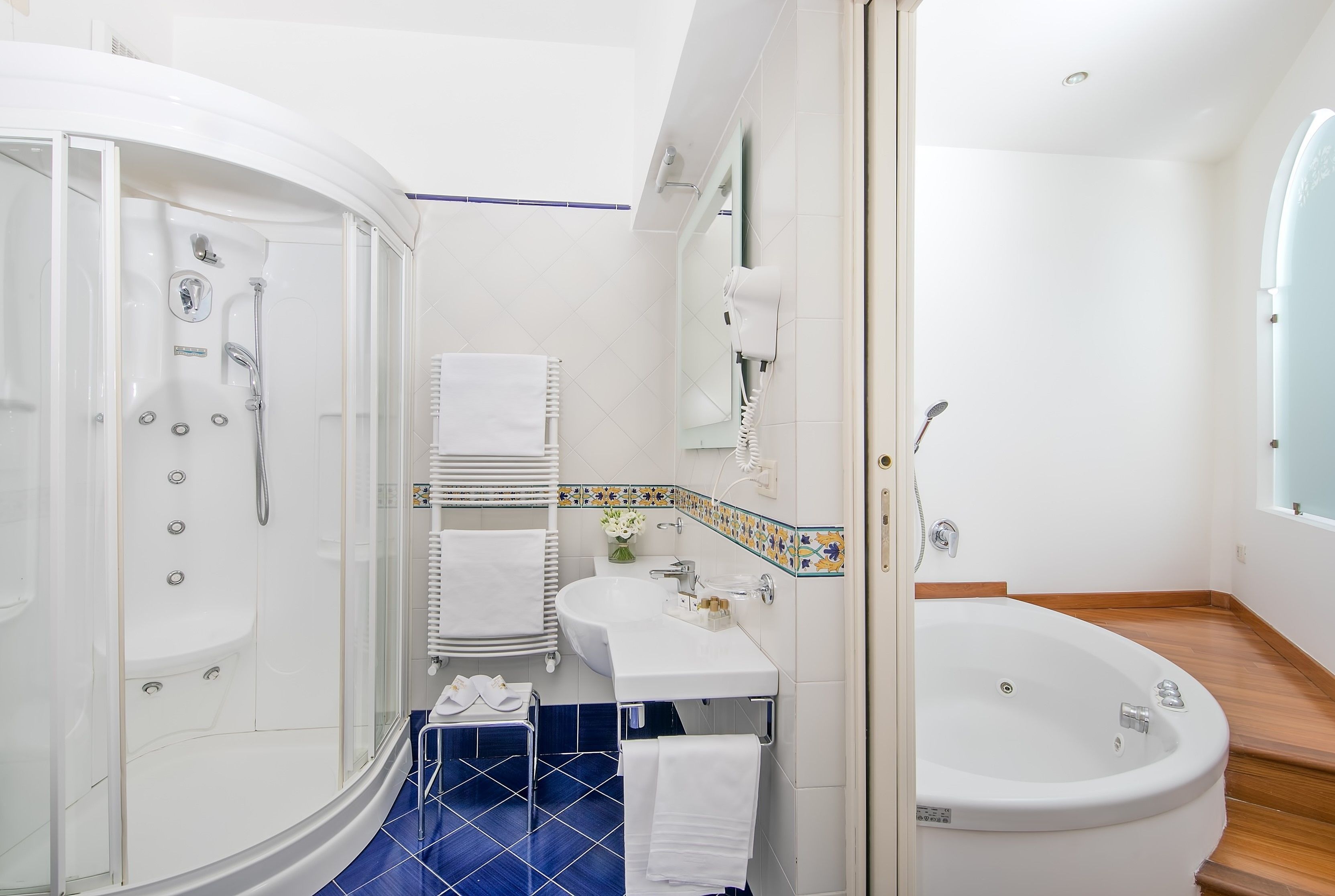 junior suite, terrace, sea view | bathroom | free toiletries, hair dryer, bidet, towels