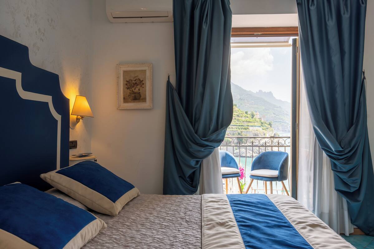 triple room | 1 bedroom, select comfort beds, minibar, in-room safe