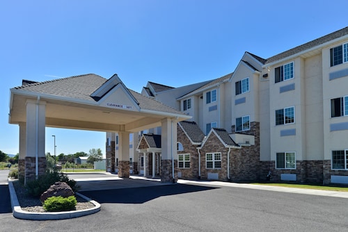 Microtel Inn & Suites by Wyndham Klamath Falls