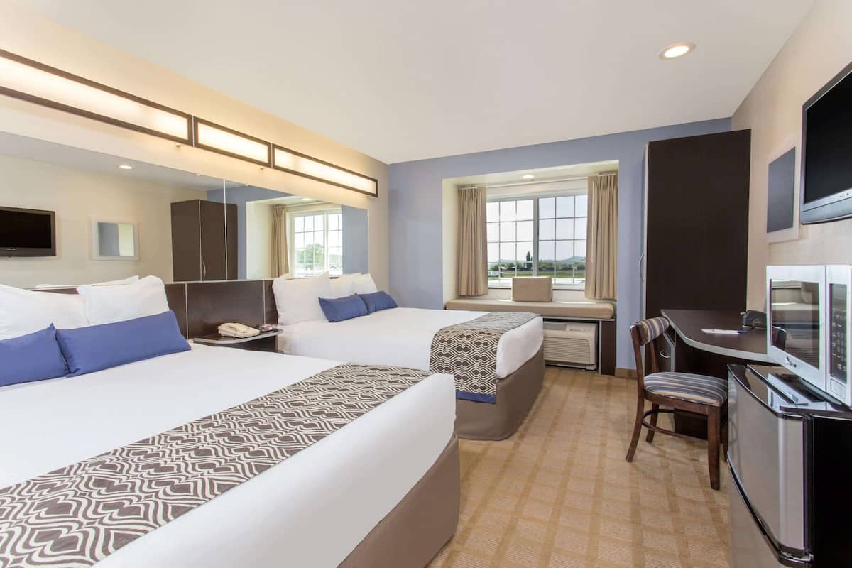 Standard Room, 2 Queen Beds