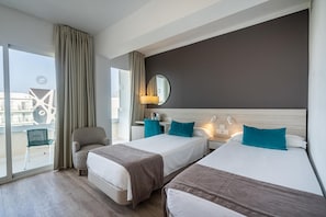1 bedroom, desk, blackout curtains, free WiFi