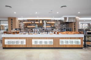 Daily buffet breakfast (EUR 14 per person)