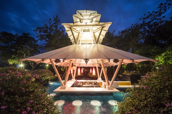 Bar (en la propiedad)