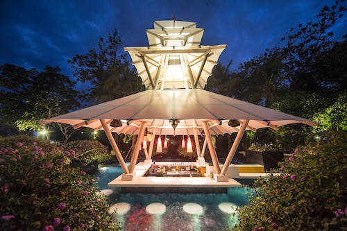 Segara Village Hotel