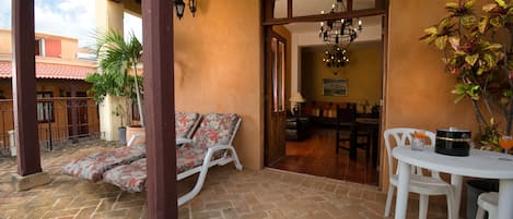 Deluxe Room, Jetted Tub and Private Terrace