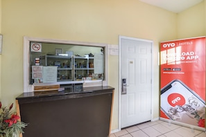 Reception - OYO Hotel San Antonio Lackland near Seaworld (San Antonio)