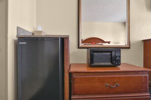 客房, 1 张特大床 | 客房服务设施