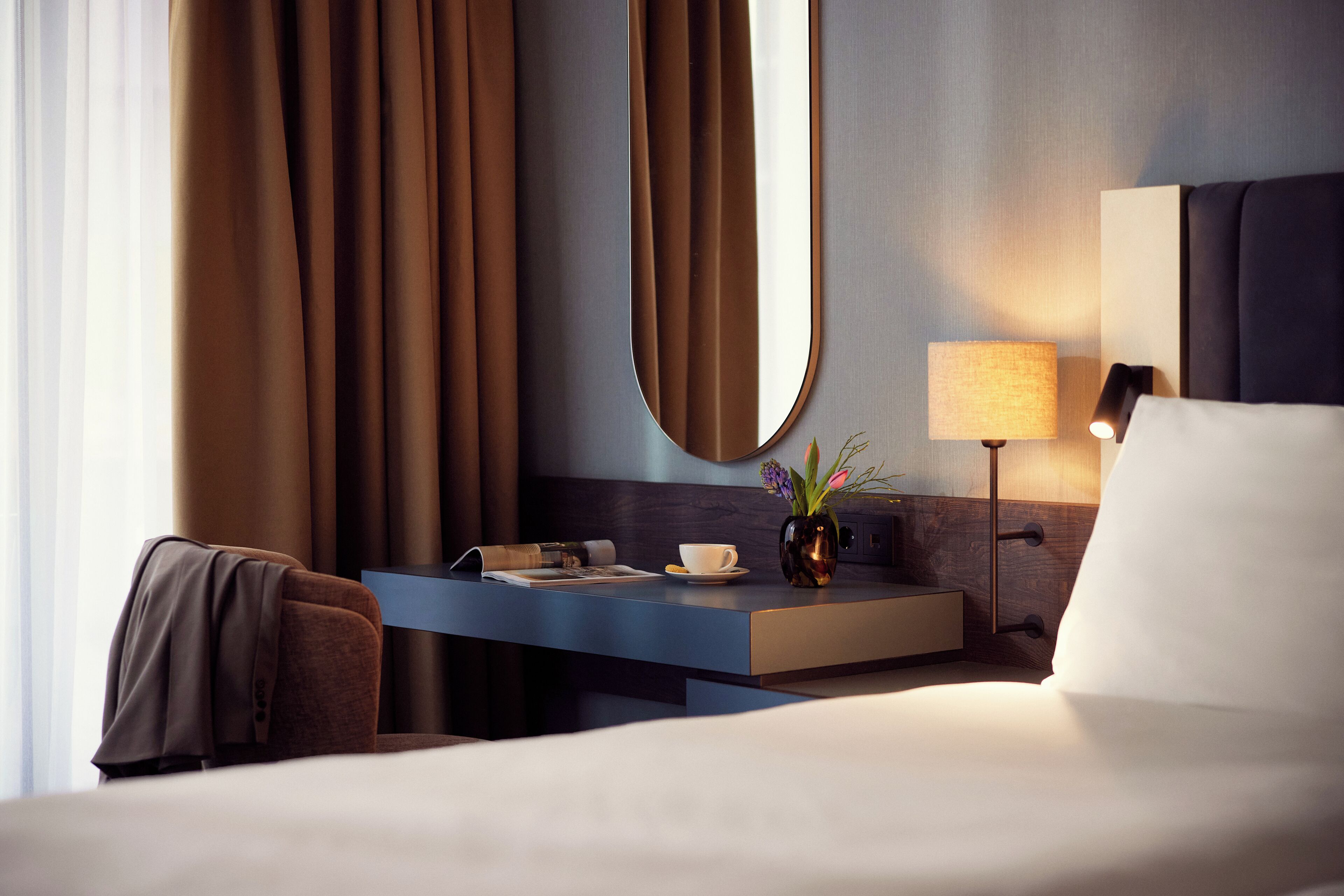 Comfort dubbelrum - 2 enkelsängar - balkong | Minibar, värdeförvaringsskåp på rummet och individuell inredning