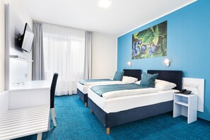 Double or Twin Room (Plus) | Desk, laptop workspace, blackout drapes, soundproofing - Hotel Atlantis (Rozdrojovice)