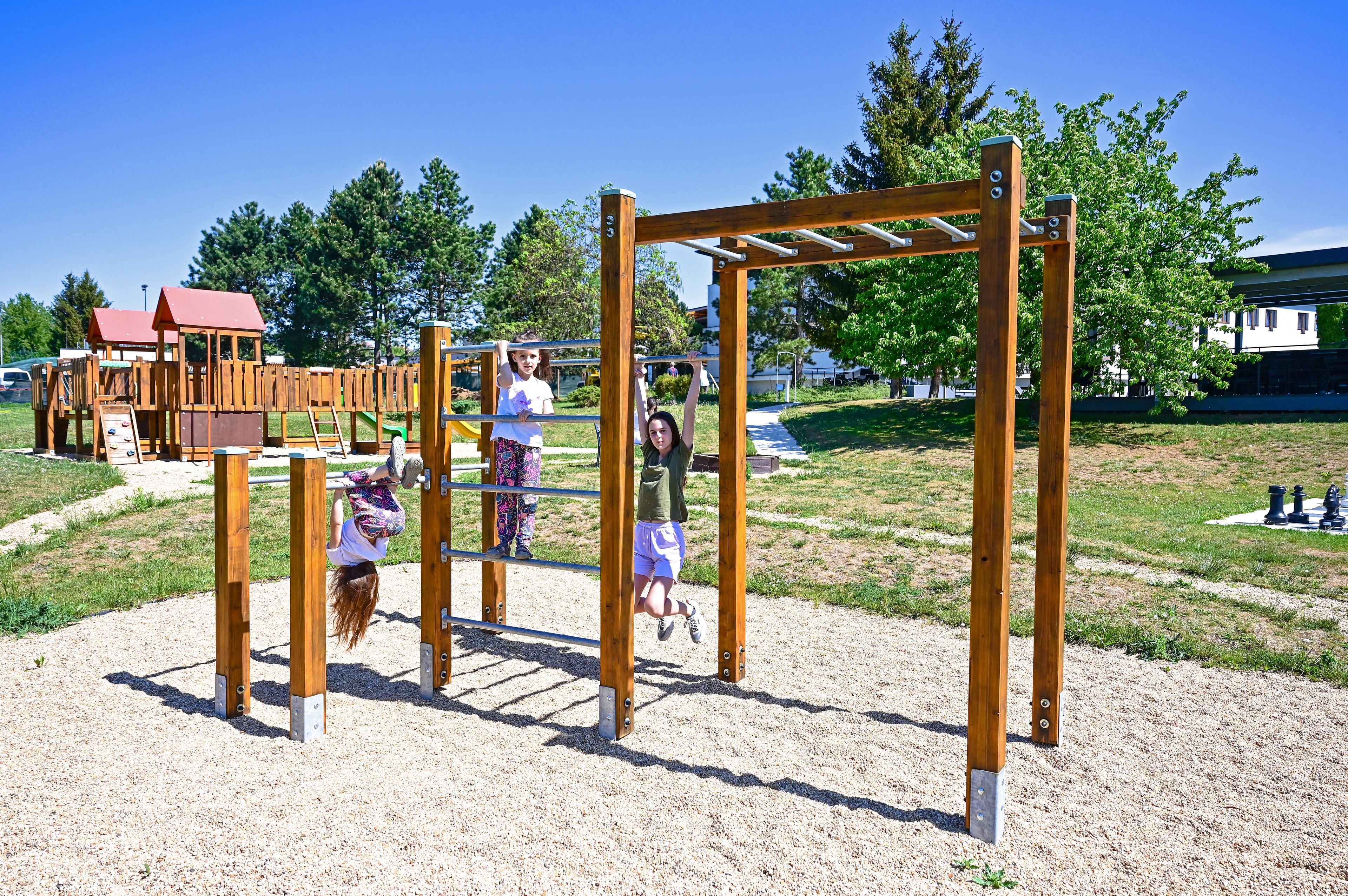 children’s play area – outdoor