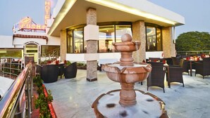 Terrace/patio - Hotel Pushp Villa (Agra)