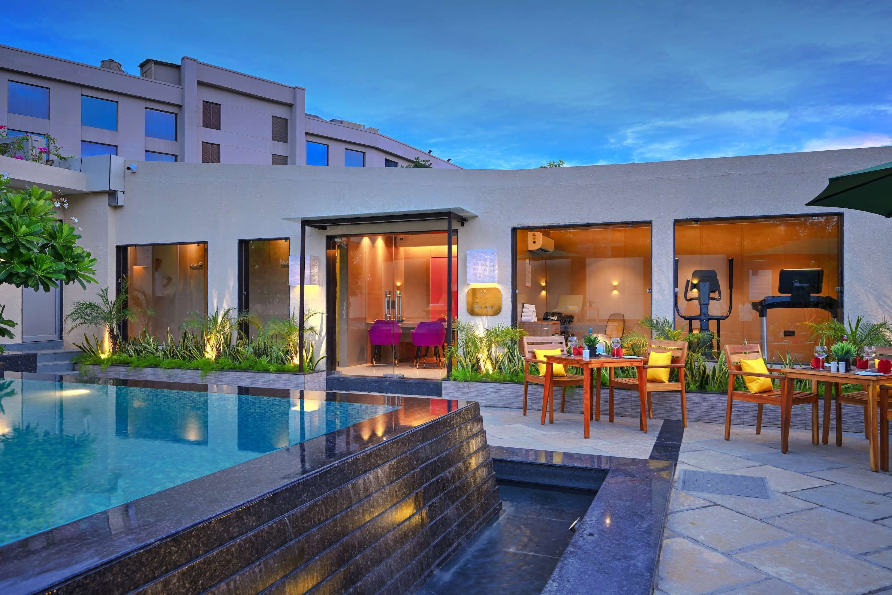 1 개의 트리트먼트룸, 매니큐어/페디큐어