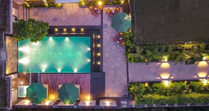 Royale Sarovar Portico Agra