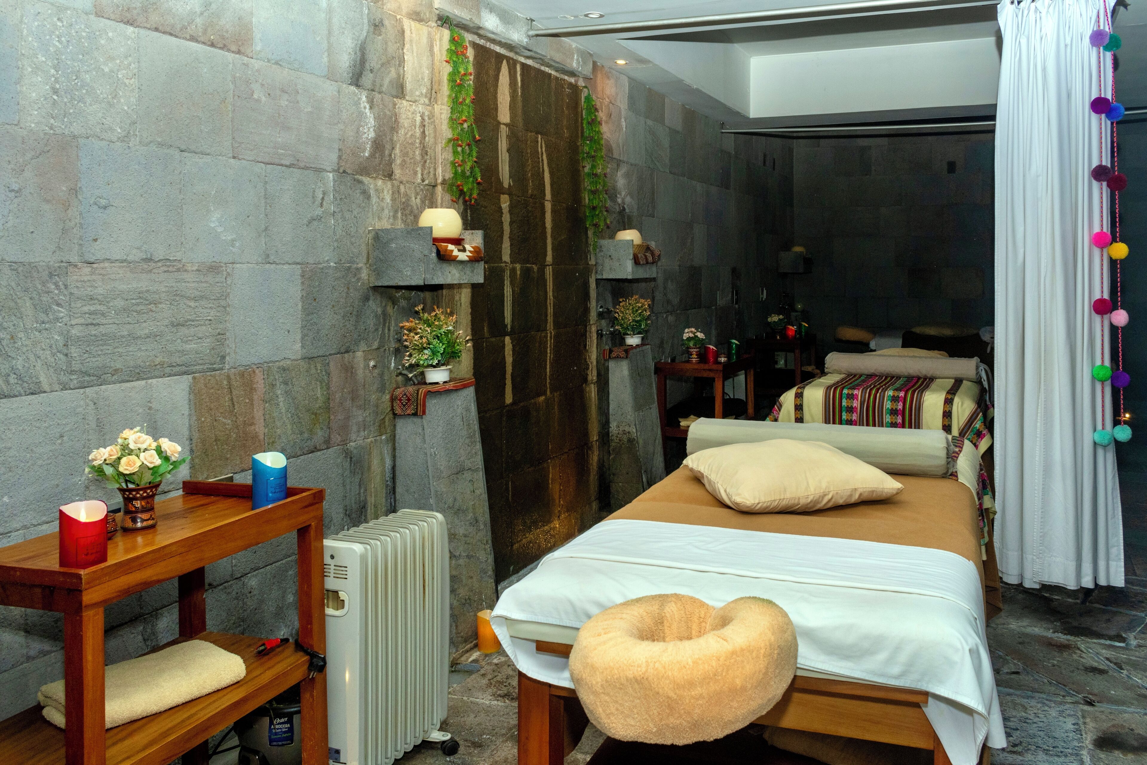 couples treatment room(s), sauna, hot tub, body treatments, aromatherapy