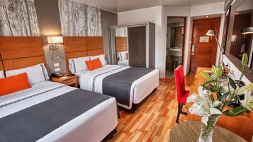 Superior Twin Room, Private Bathroom