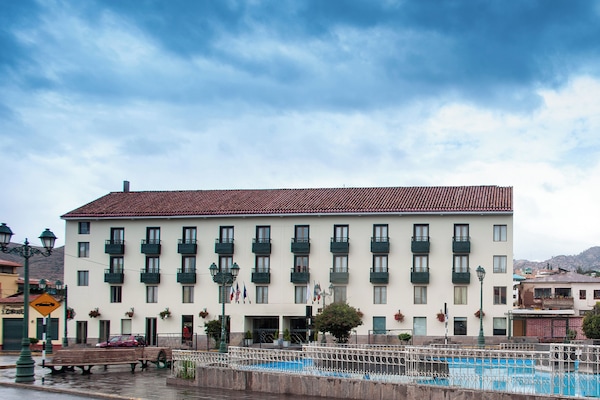 Fachada da propriedade