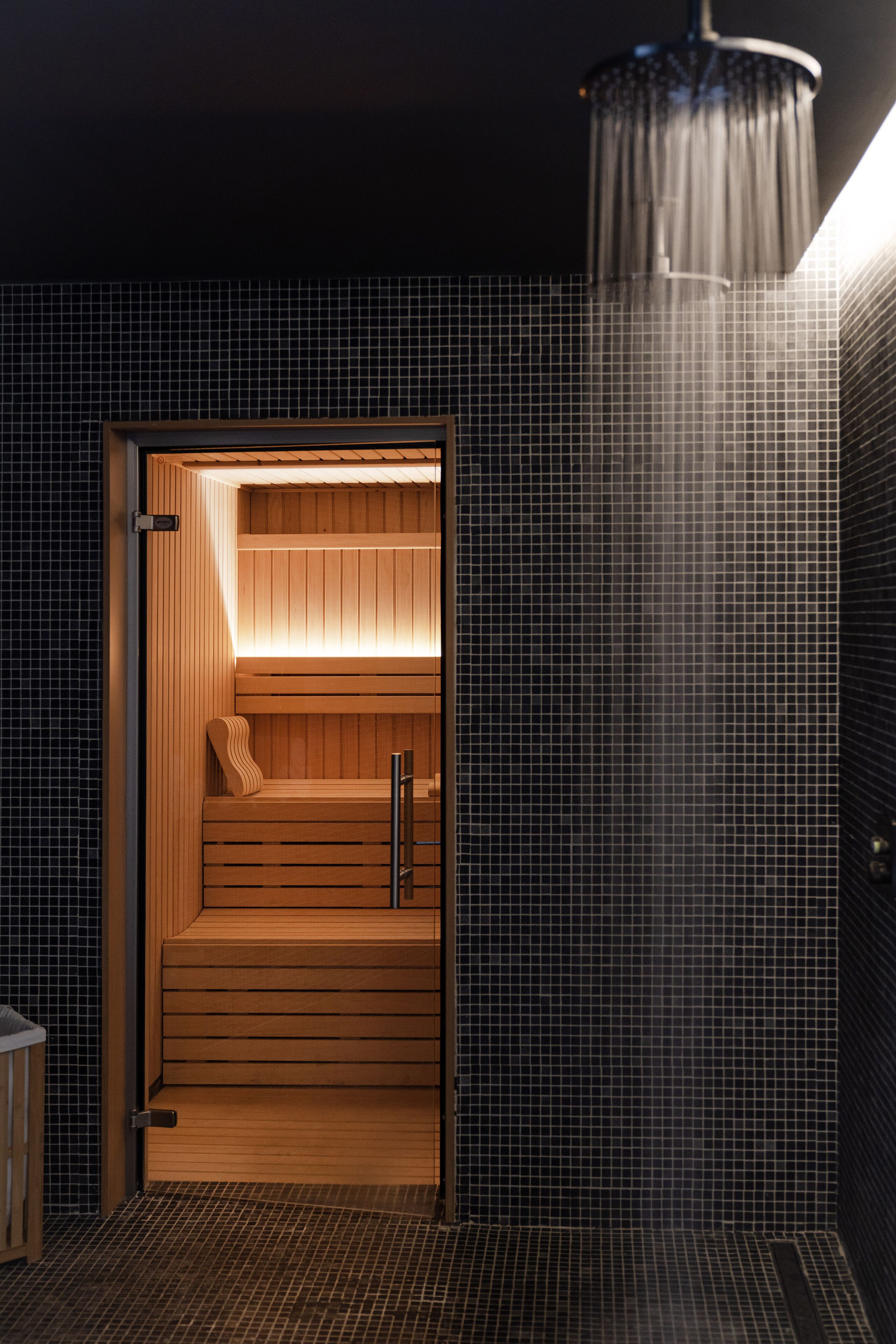 sauna, hot tub, steam room, massages