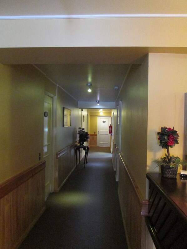 Hallway - Apart Hotel Colon (Puerto Montt)