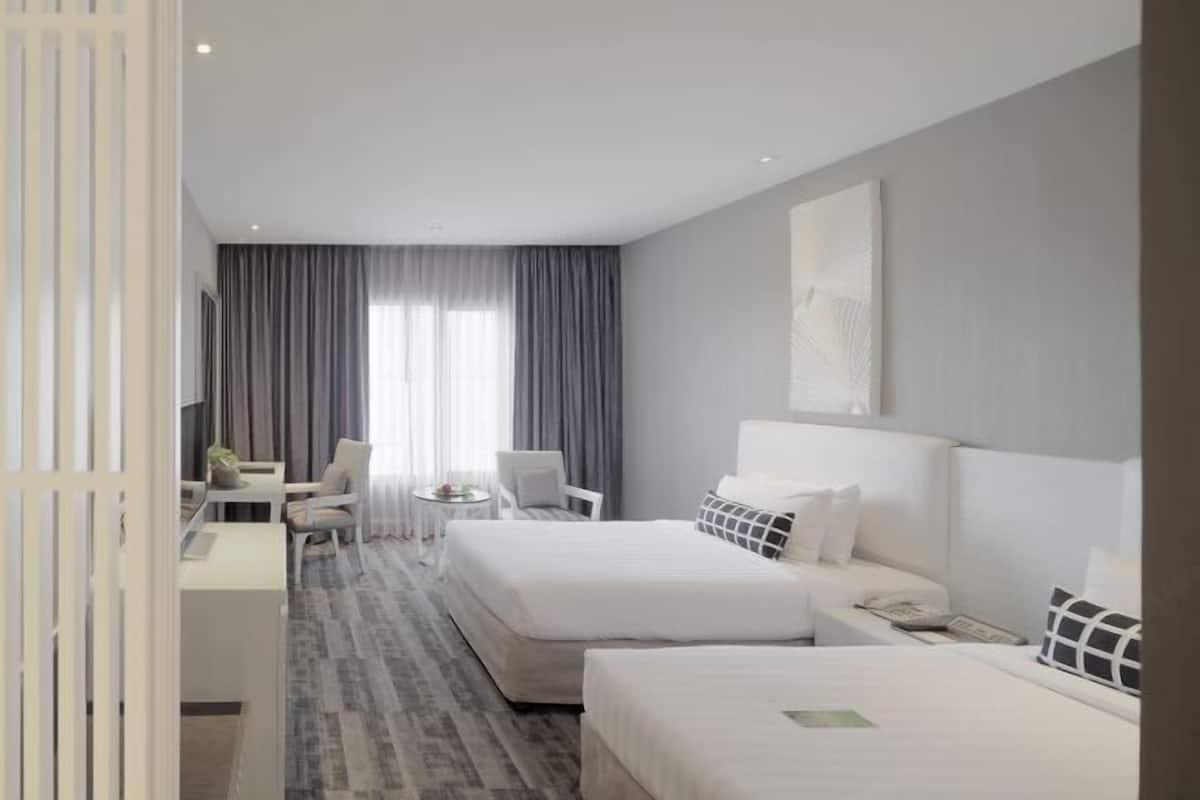In-room safe, desk, blackout drapes, WiFi (free)