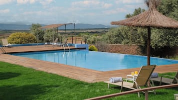 2 outdoor pools, pool umbrellas, sun loungers