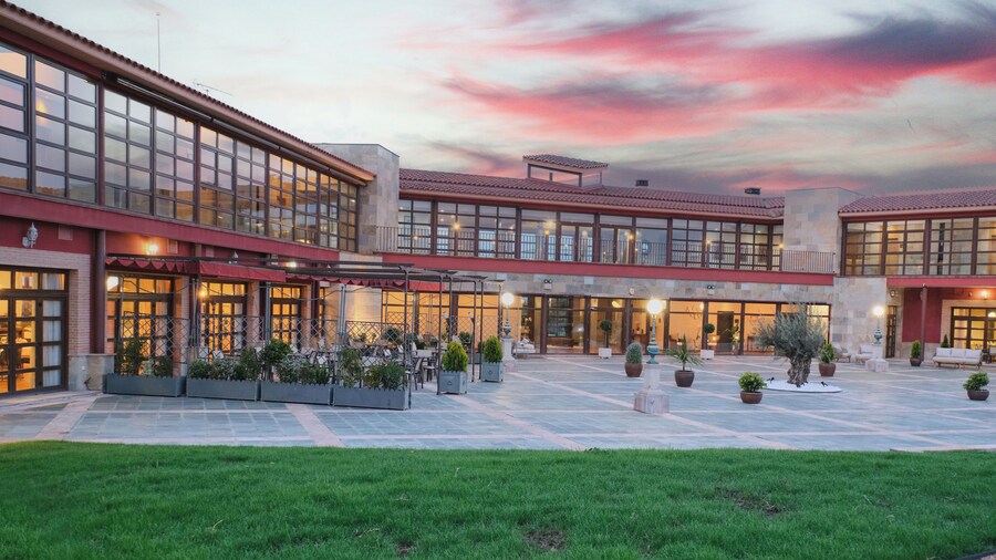 Hotel Spa Villa Nazules