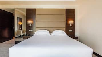 1 bedroom, premium bedding, memory foam beds, minibar