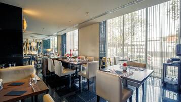 Frühstück, Mittagessen, Abendessen, internationale Küche