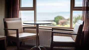 Desk, laptop workspace, iron/ironing board, free WiFi