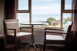 Desk, laptop workspace, iron/ironing board, free WiFi - Seamill Hydro Hotel & Resort (West Kilbride)