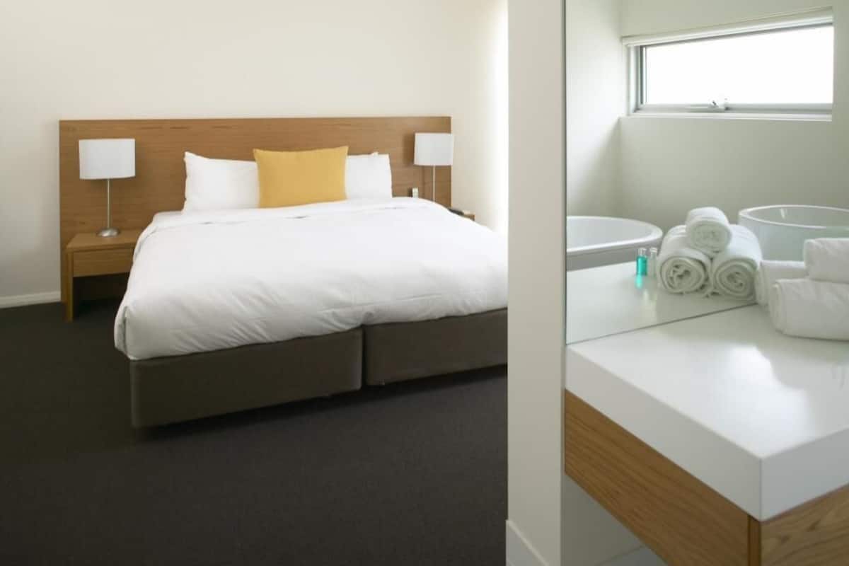 Egyptiska bomullslakan, sängtillbehör av högsta kvalitet och duntäcken