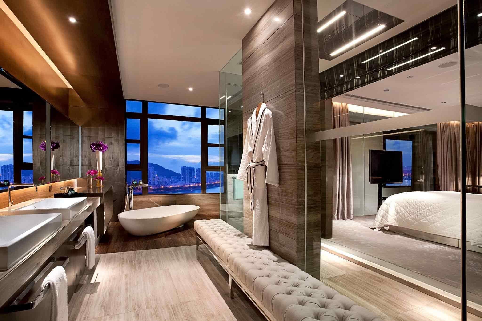 Club Room, 1 Bedroom, Club Lounge Access (Mansion at Sofitel) | Premium bedding, minibar, in-room safe, desk