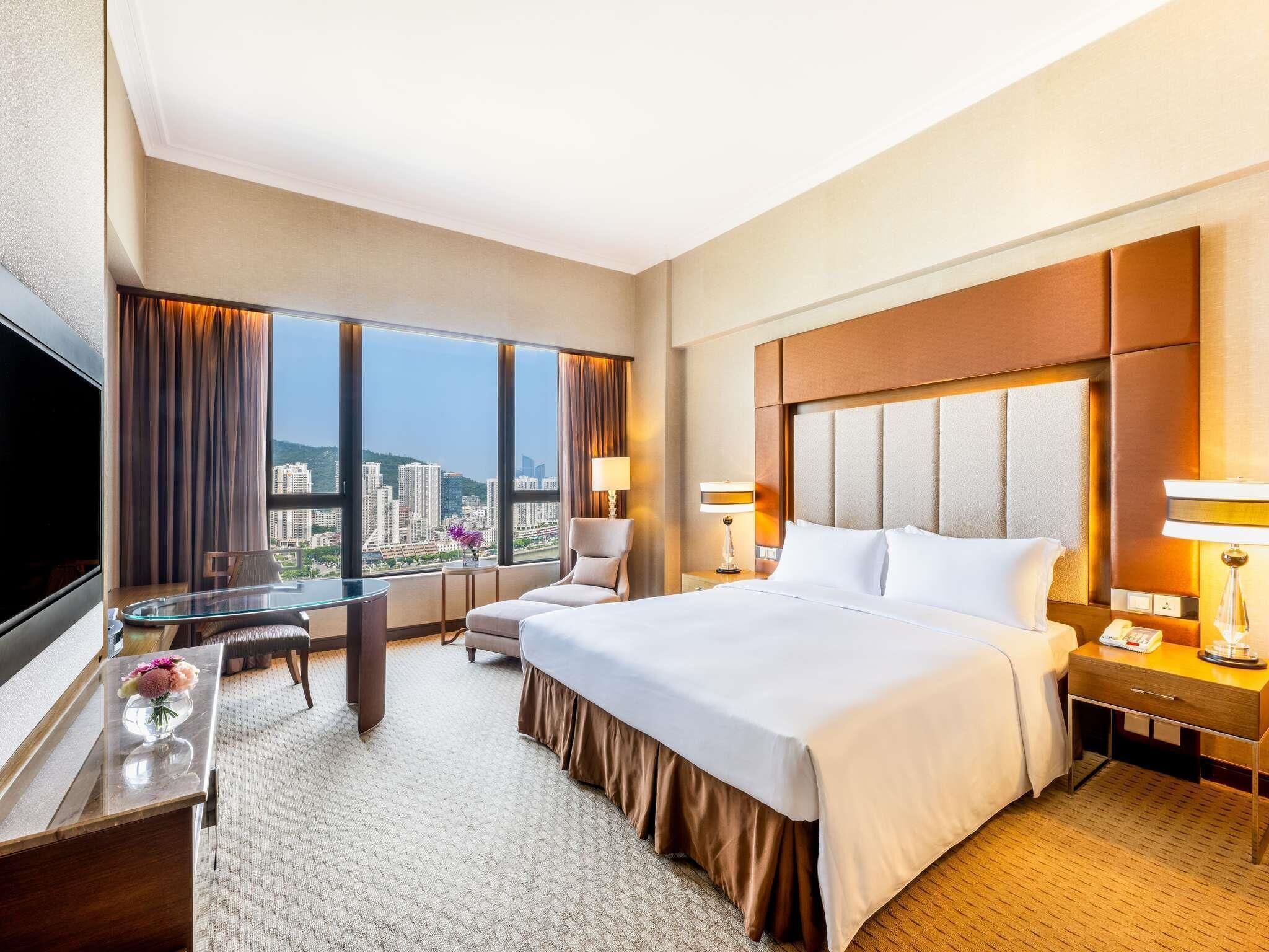 Luxury King Room, River View, Privilege Benefits