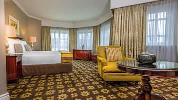 1 chambre, minibar, coffres-forts dans les chambres, bureau