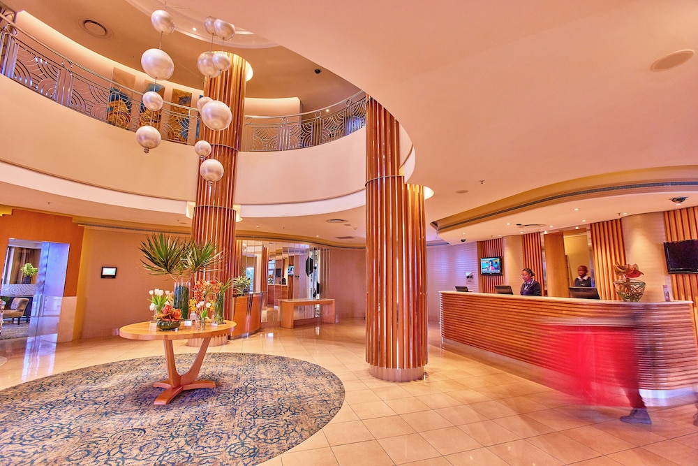 Suncoast Hotel and Towers by null