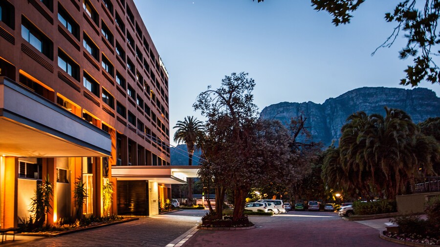 Southern Sun Newlands