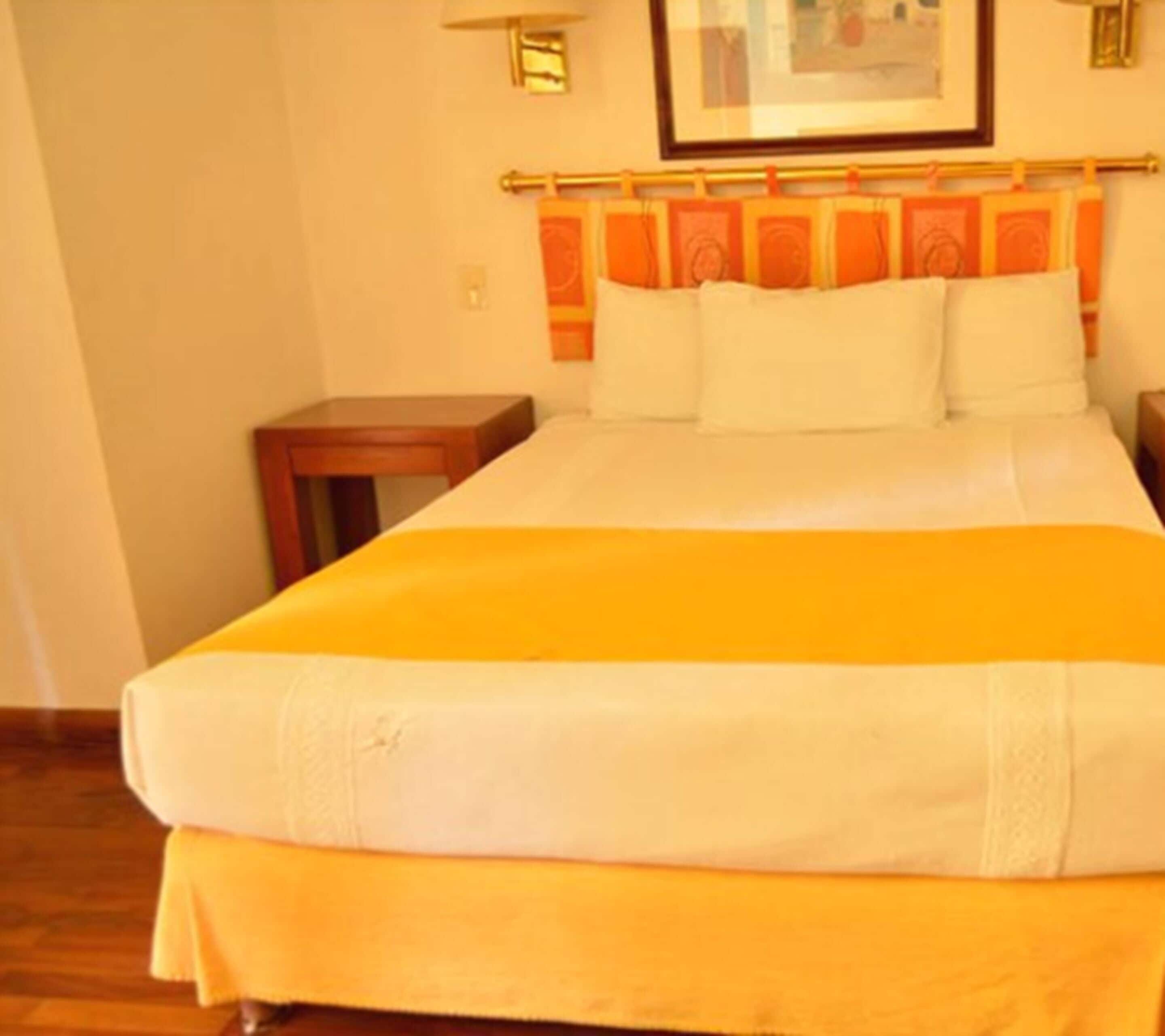 basic double room, 2 double beds | 1 bedroom, minibar, in-room safe, desk