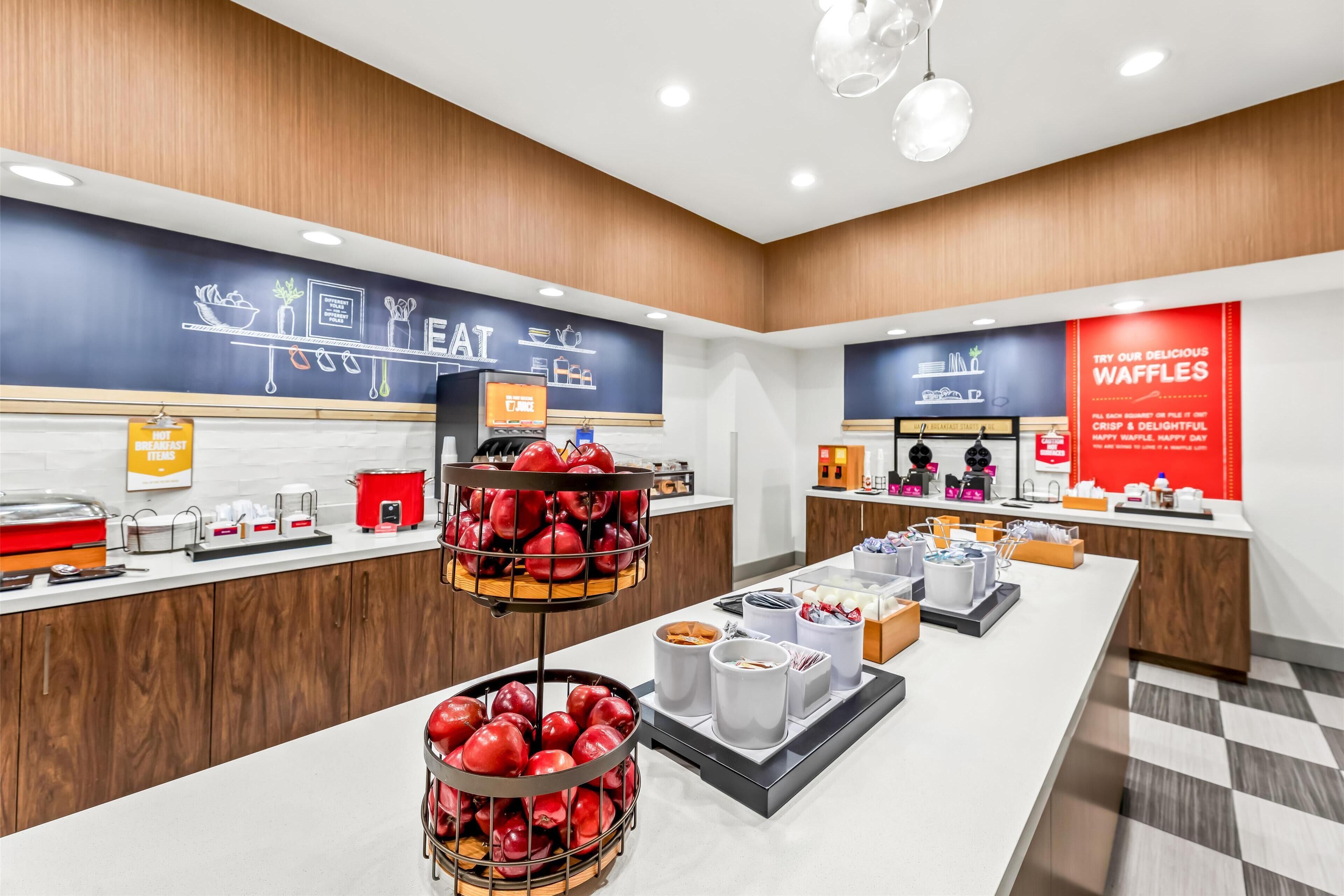 Free daily buffet breakfast 