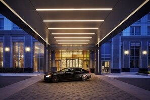 Exterior - Loews Chicago O'Hare Hotel (Rosemont)