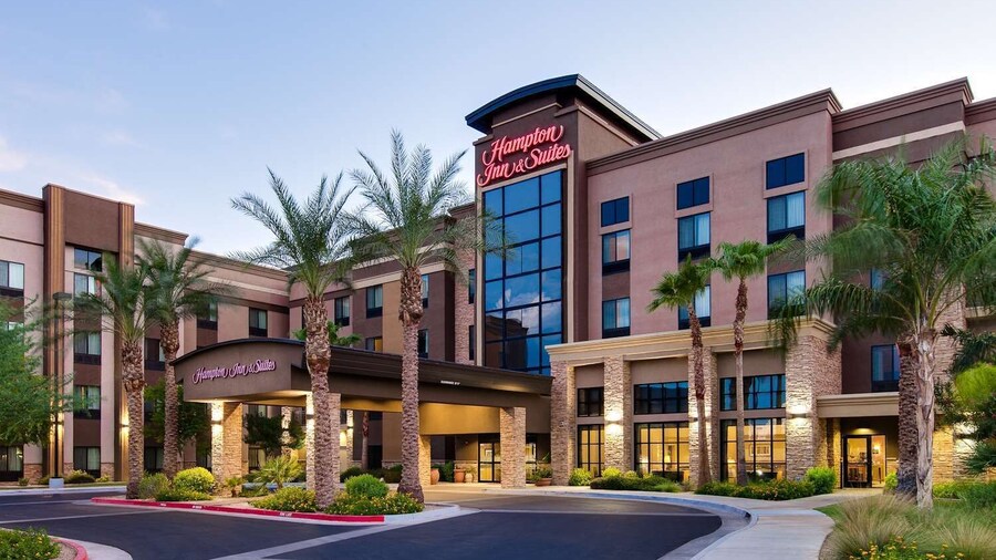 Hampton Inn & Suites Phoenix Glendale-Westgate