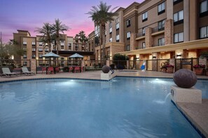 Outdoor pool, open 9:00 AM to 9:00 PM, sun loungers
