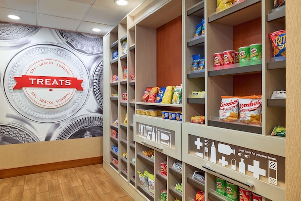 Snack bar