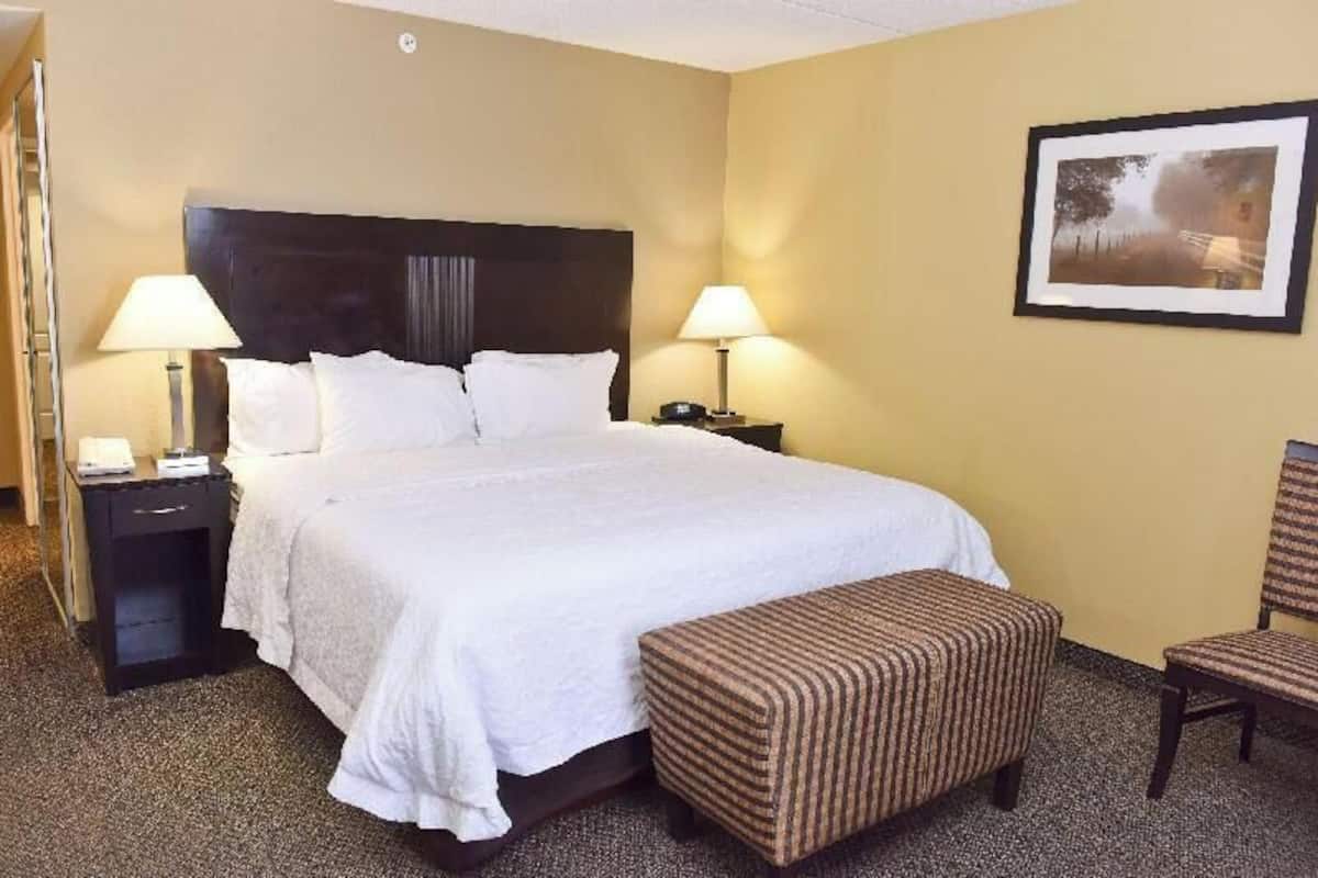 In-room safe, desk, iron/ironing board, free cots/infant beds
