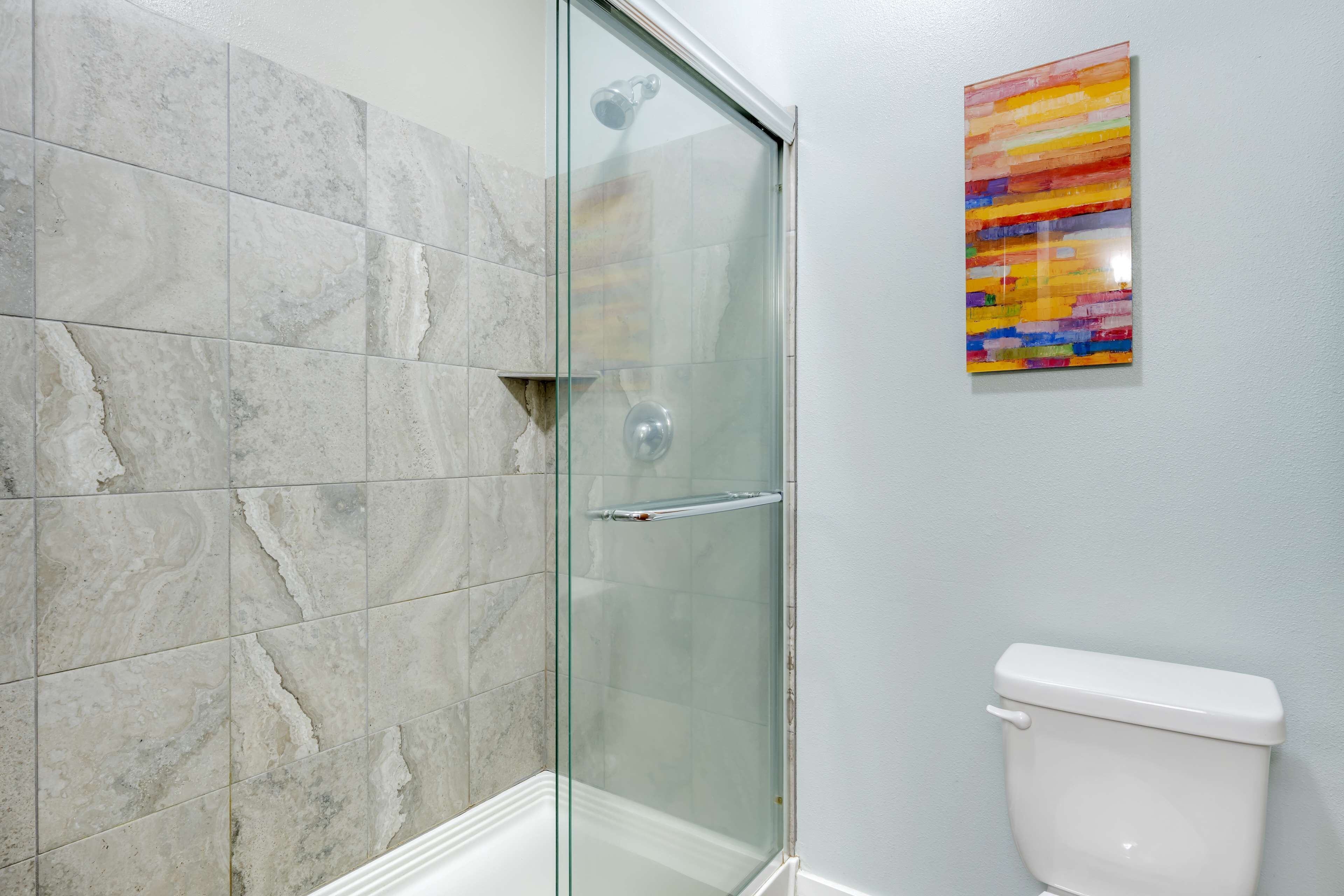 suite, 1 queen bed, non smoking, kitchen | bathroom | free toiletries, hair dryer, towels, soap