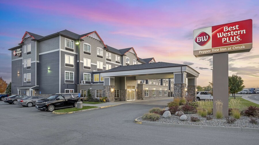 Best Western Plus Peppertree Inn At Omak