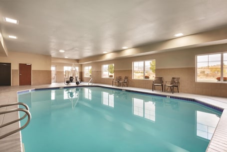 Indoor pool. Best Western Plus Peppertree Inn At Omak